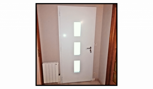 Installation d'une nouvelle porte d'entrée vitrée à Monts (37) (5).png